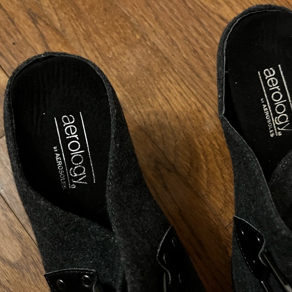 Aerology mules coal colours with buckle size 8.5 - Picture 2 of 4